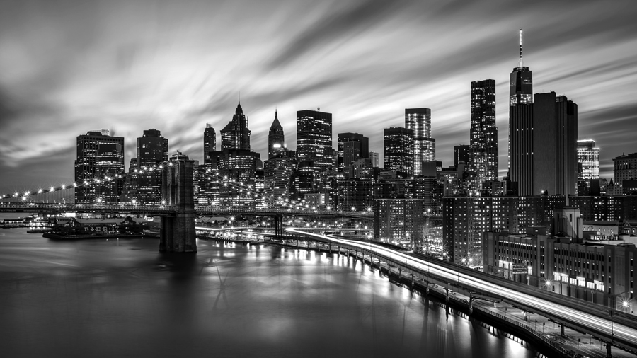 469630861_ManhattanBridge_bw_900x506_nrelease