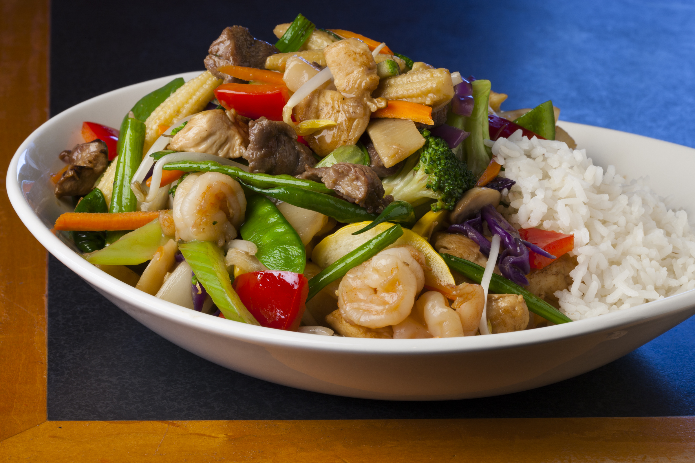 The Ultimate Market Bar - Stir Crazy Fresh Asian Grill