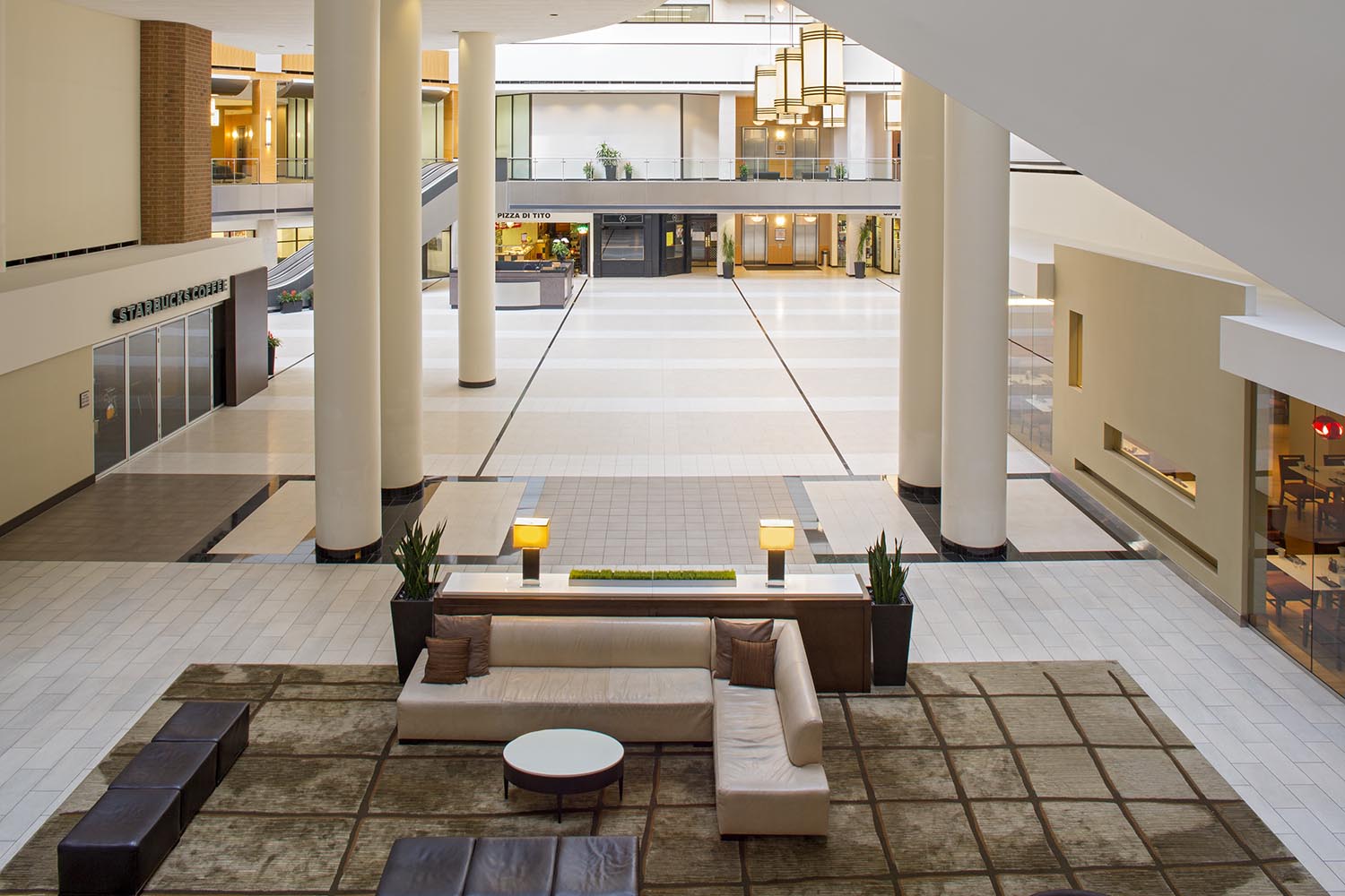 Hyatt Regency Indianapolis Lobby