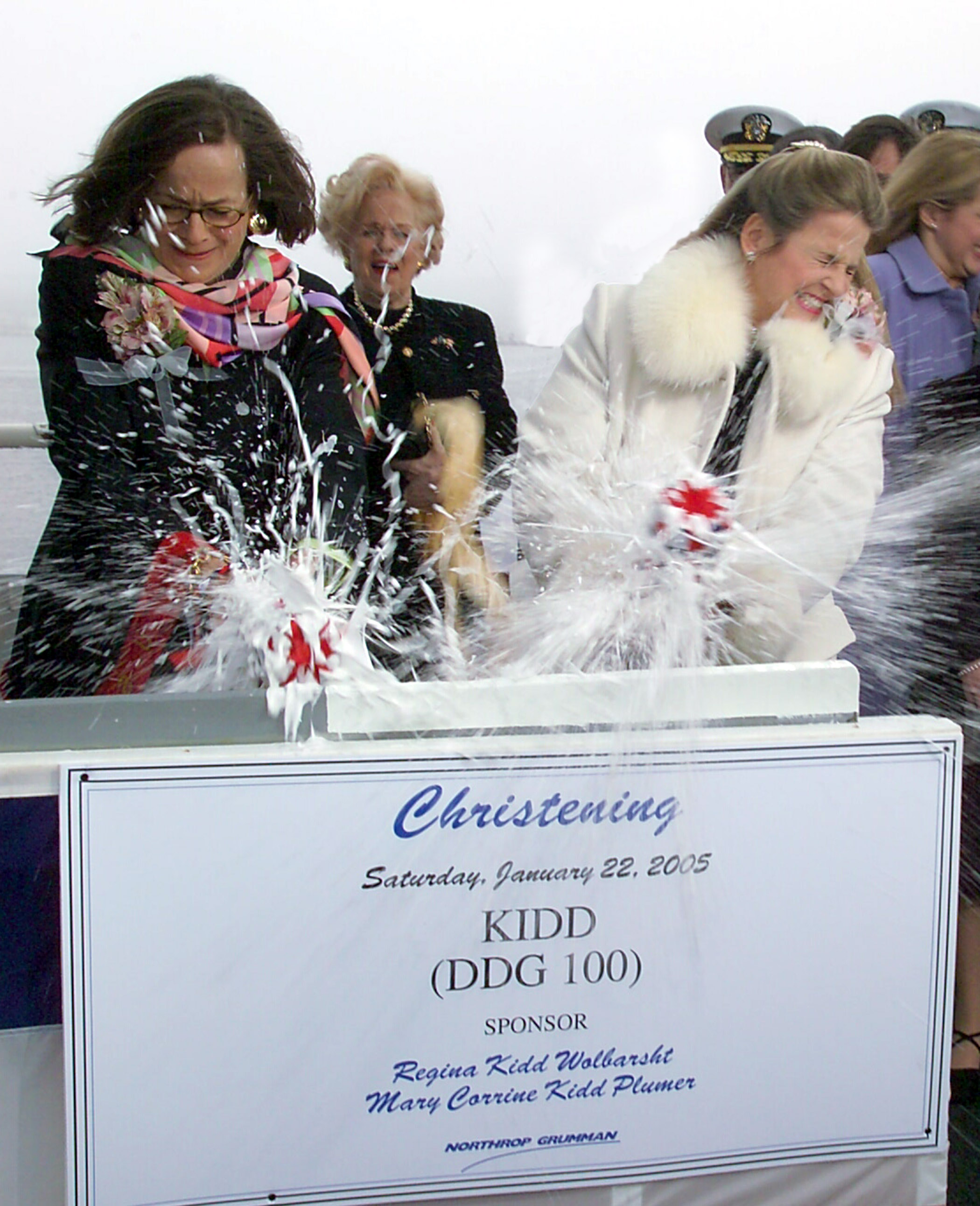 Kidd (DDG 100) Christened