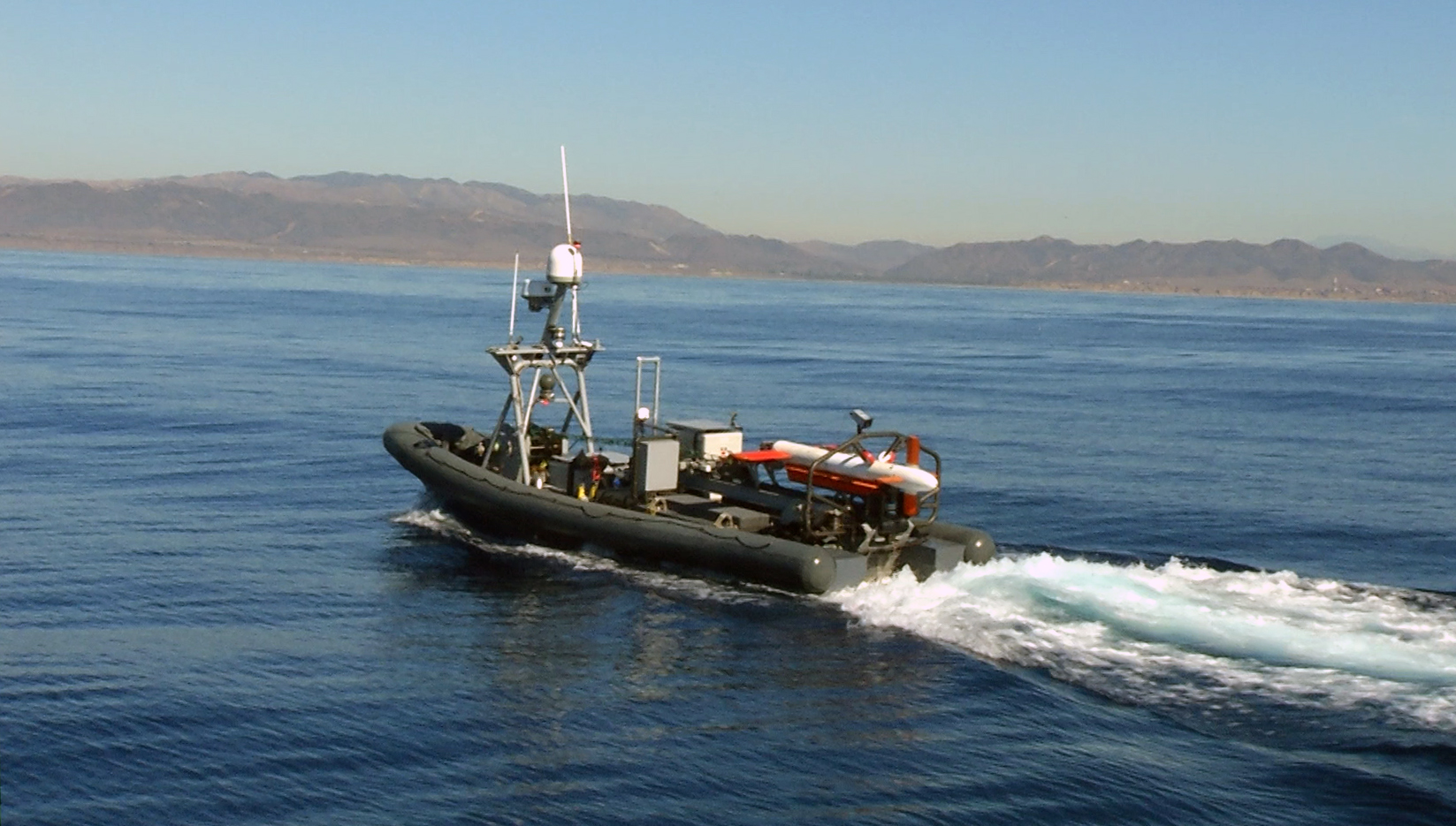 Mine Hunting Unmanned Surface Vehicle (MHU)
