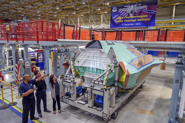 Delivery of First Norwegian F-35 Center Fuselage (b)