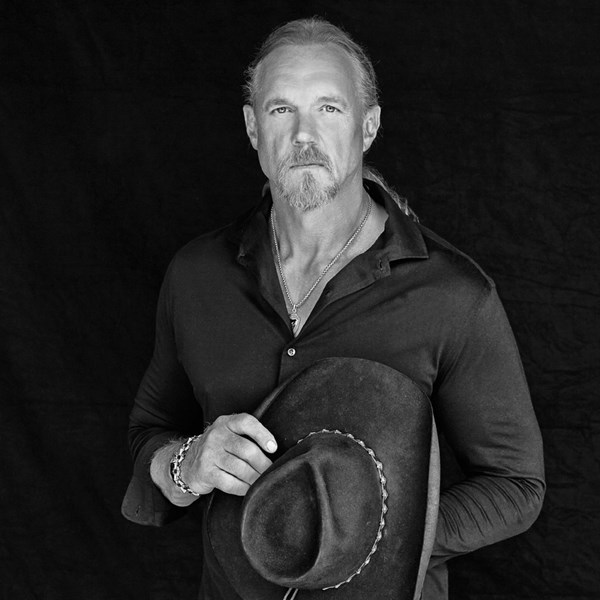 Trace Adkins National Defense_Approvedphotosm