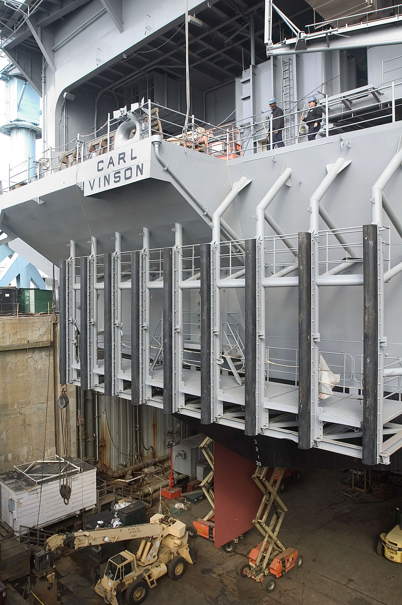 USS Carl Vinson's rudder installation