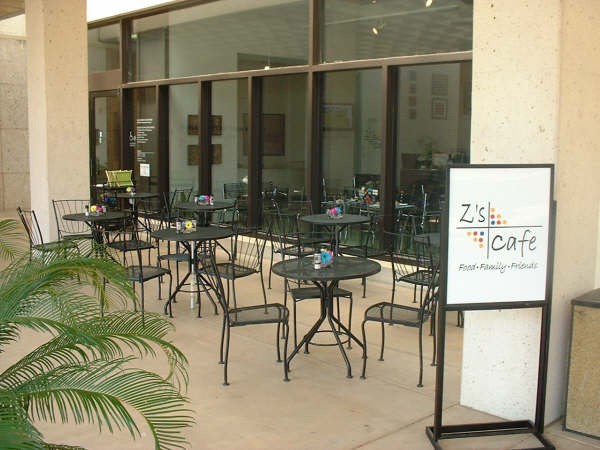 Z's Cafe Awarded EDP Plus Grant from FHLB Dallas, Southwest Bank