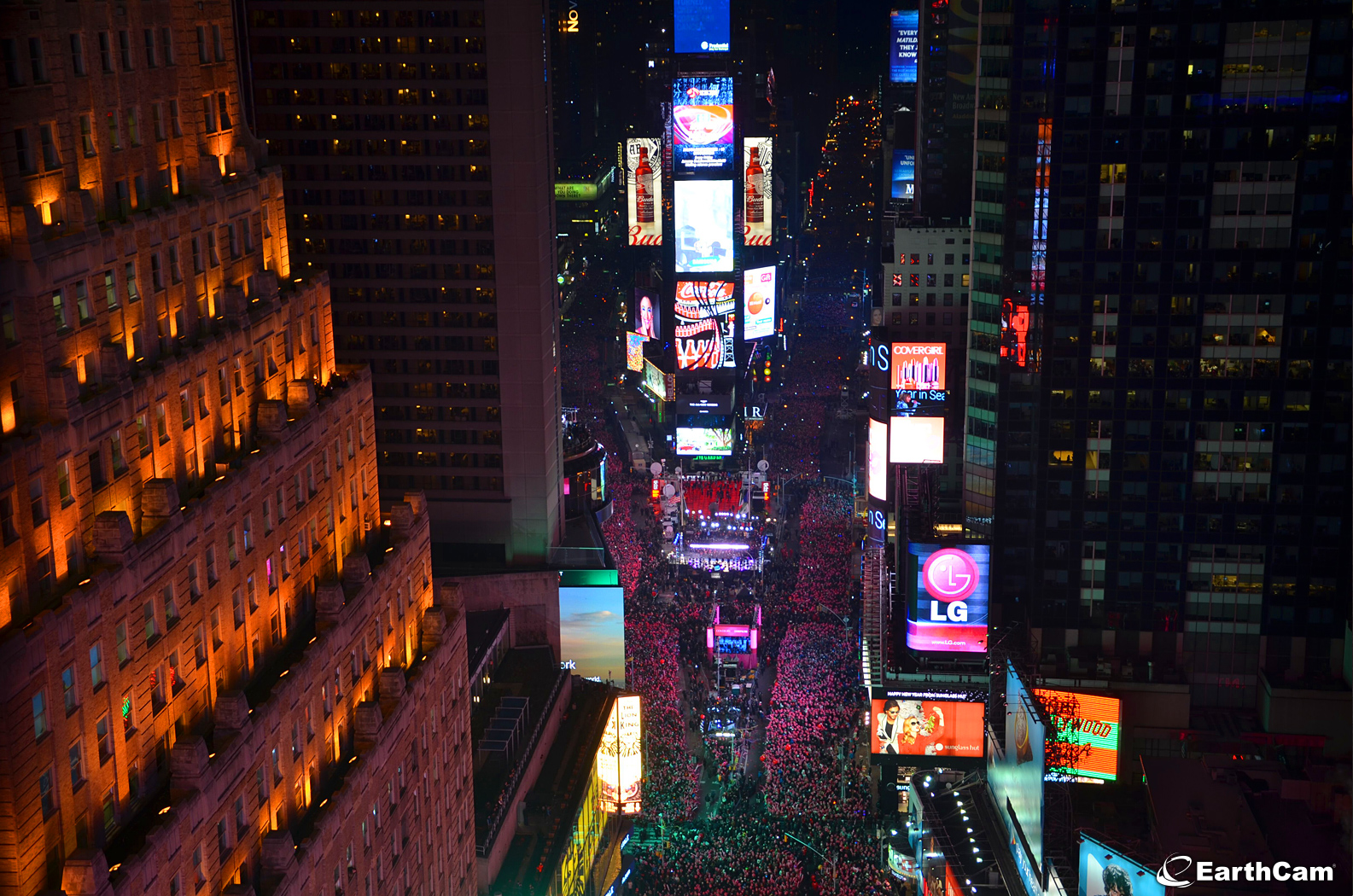 EarthCam Introduces New Webcam Technology in Times Square